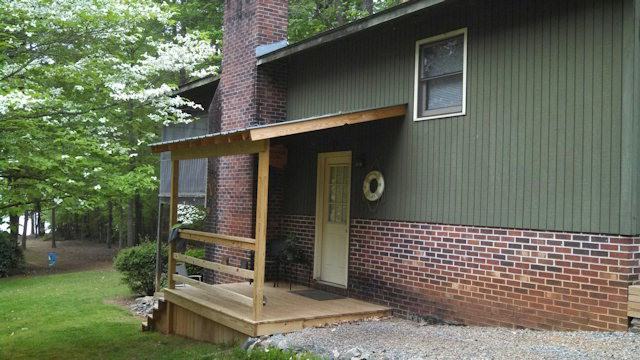 68 7 Oaks Dr - Photo 2 of 24