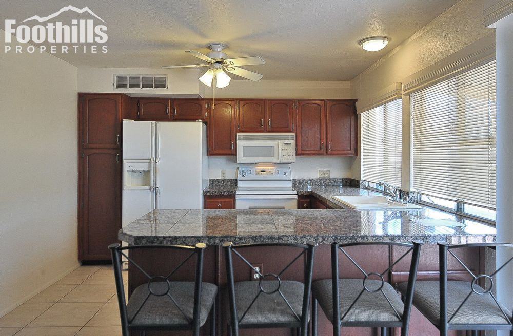 4520 N Kolb Rd - Photo 2 of 21