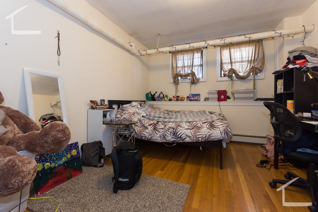 23 Glenville Avenue - Photo 3 of 8