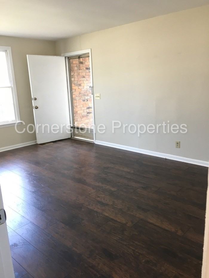 2627 Timberland Dr - Photo 3 of 14