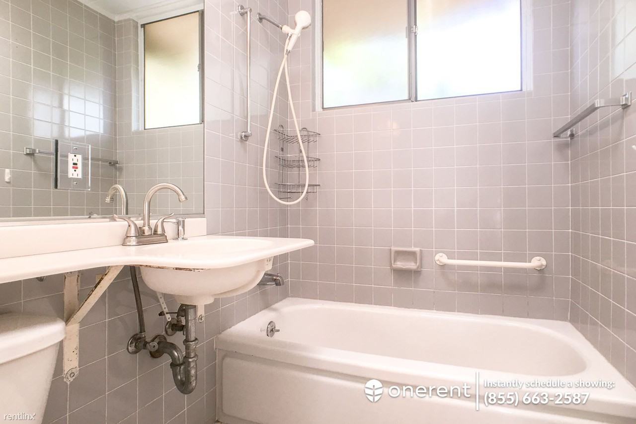 4102 Mackay Dr - Photo 2 of 13