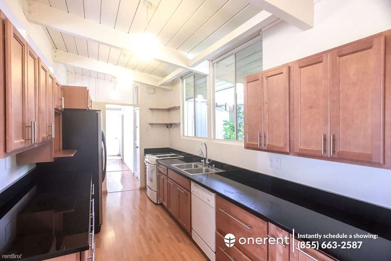 4102 Mackay Dr - Photo 3 of 13