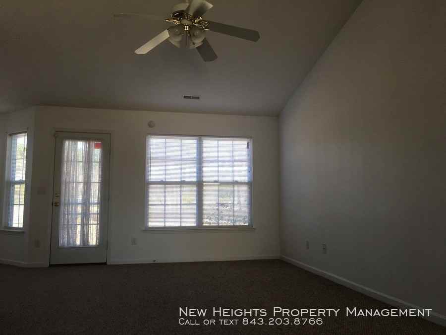 331 Adeline Dr - Photo 2 of 11