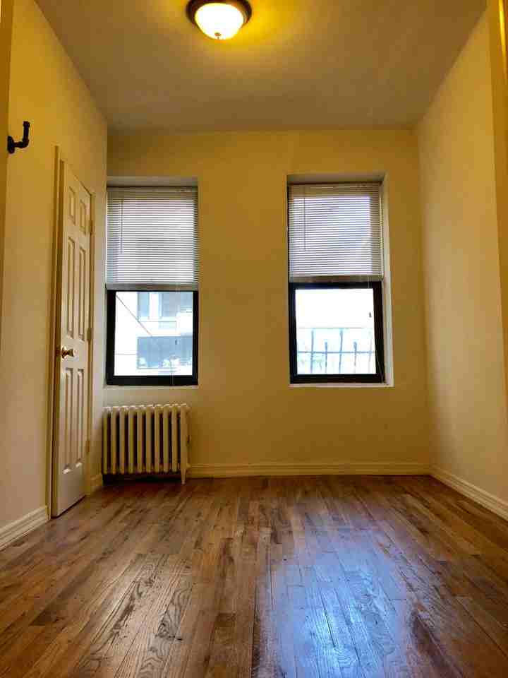 E 49th St & 2nd Ave #6B