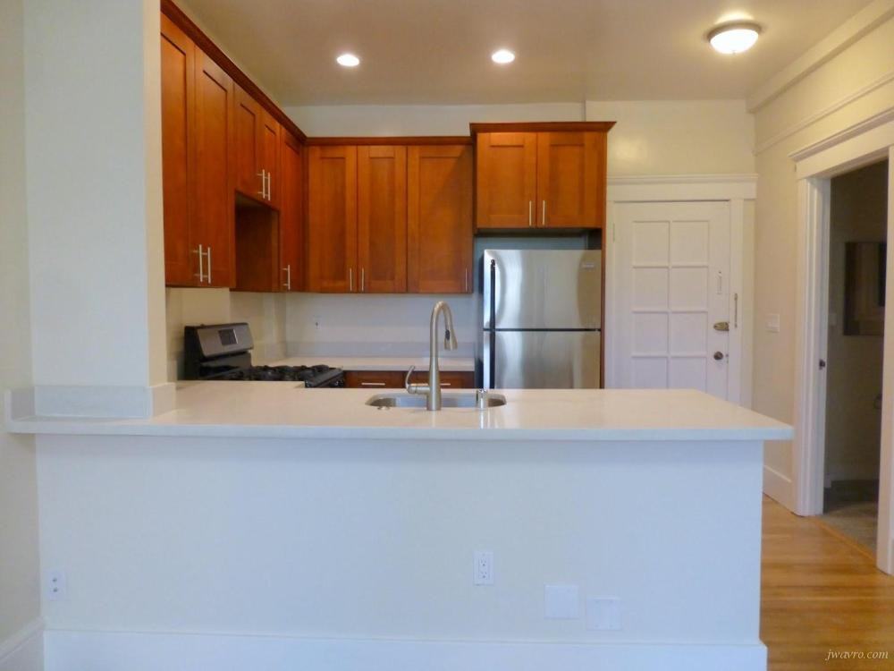 550 Larkin St - Photo 2 of 12