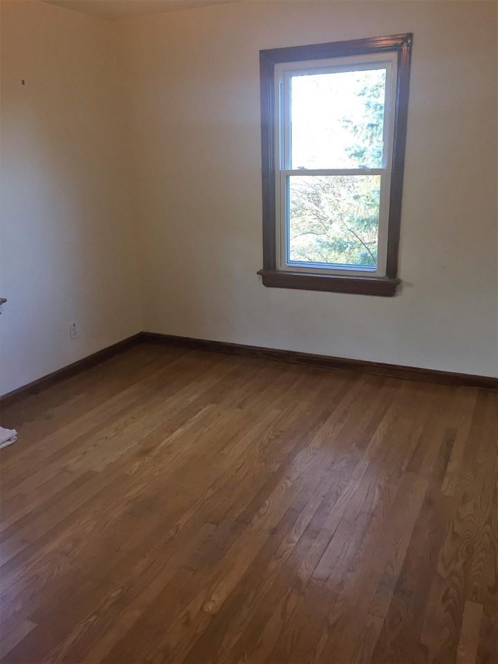 2875 South Rd - Photo 3 of 5