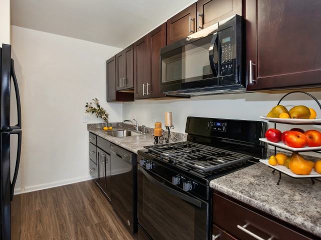 Stonebridge - Photo 3 of 37