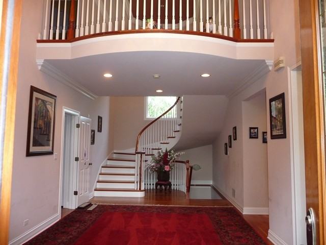 2181 2nd St - Photo 3 of 18
