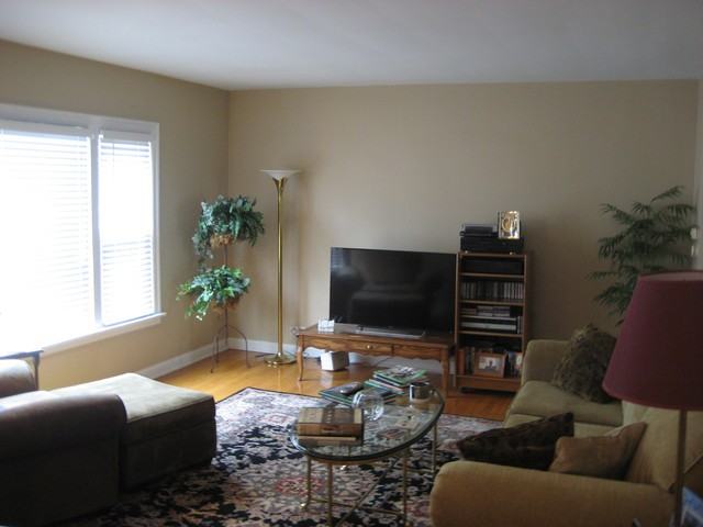 130 Ann St - Photo 3 of 16