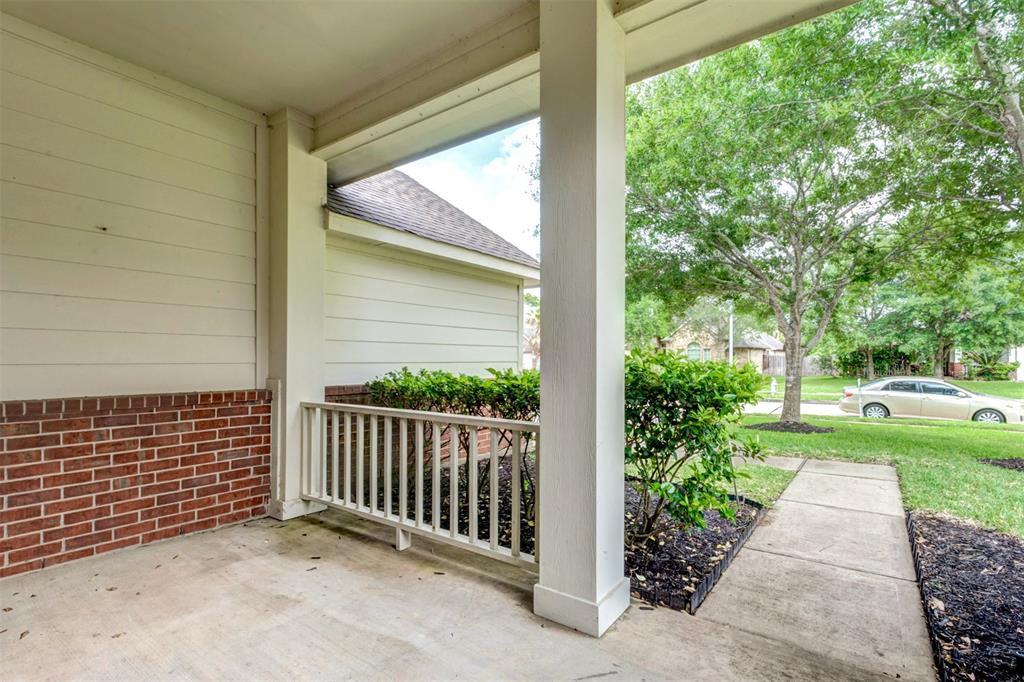 1327 Leigh Garden Dr - Photo 2 of 31