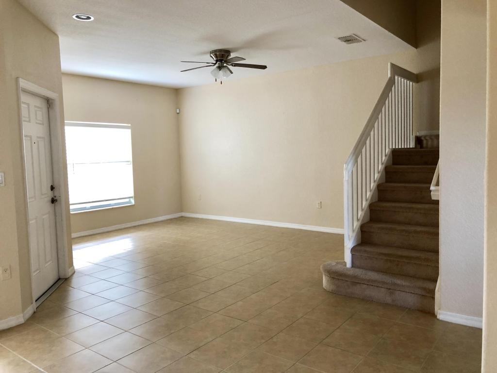 297 Lake Monterey Circle - Photo 2 of 10