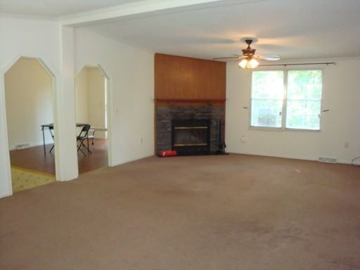 3992 Flat Rock Rd - Photo 3 of 20