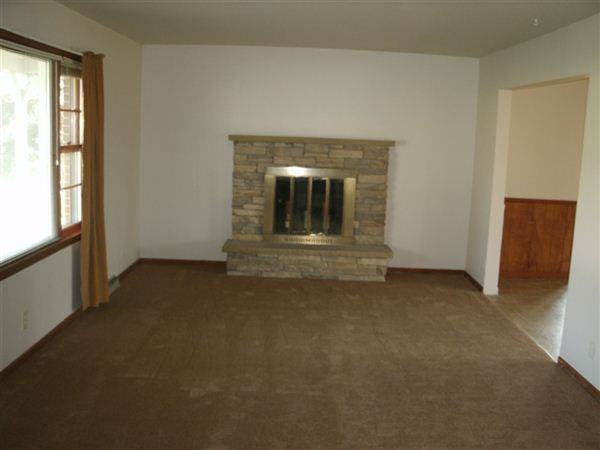 7275 Sunset Ave - Photo 3 of 11