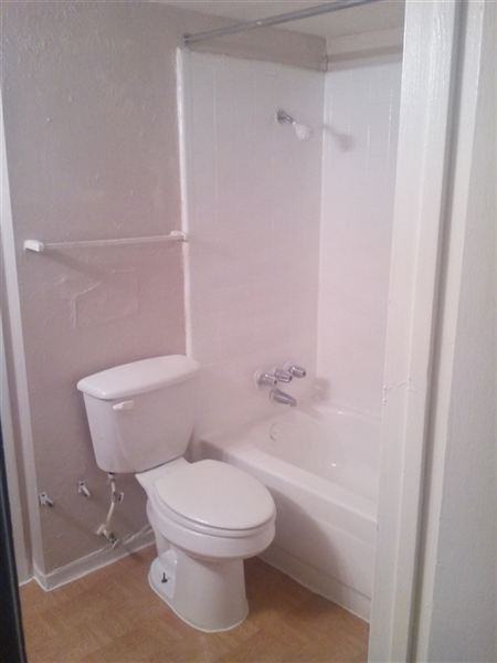 Brooklawn Springs Apartments - Photo 2 of 28