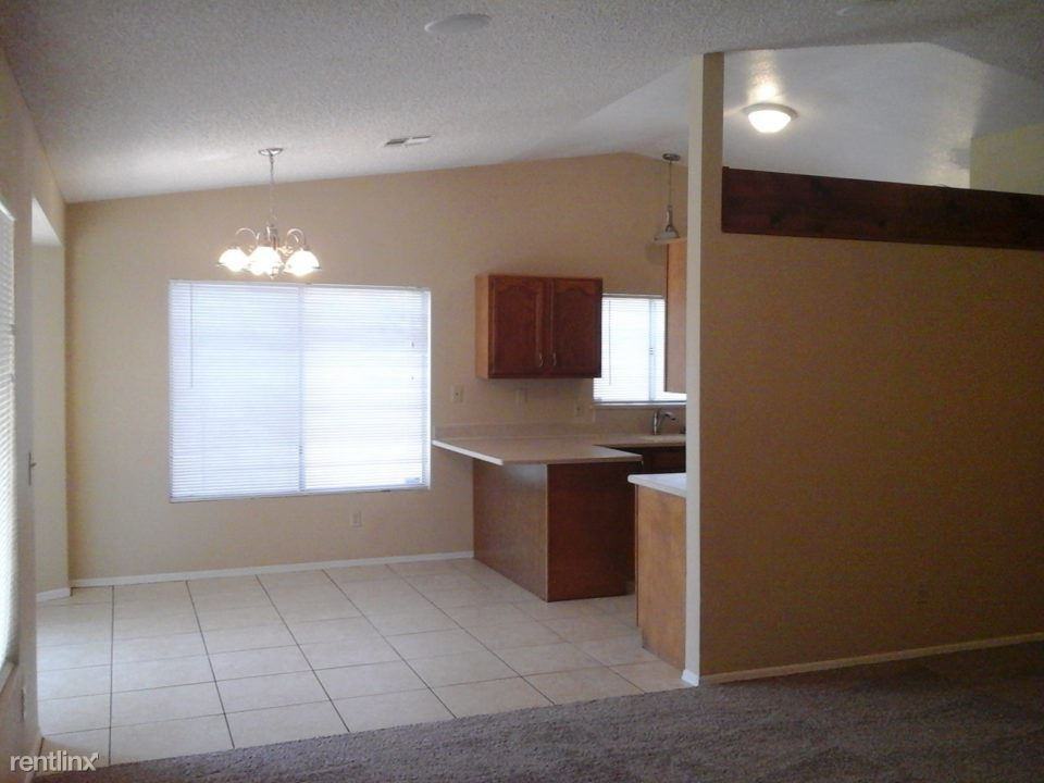 601 E Palomino Dr - Photo 2 of 5