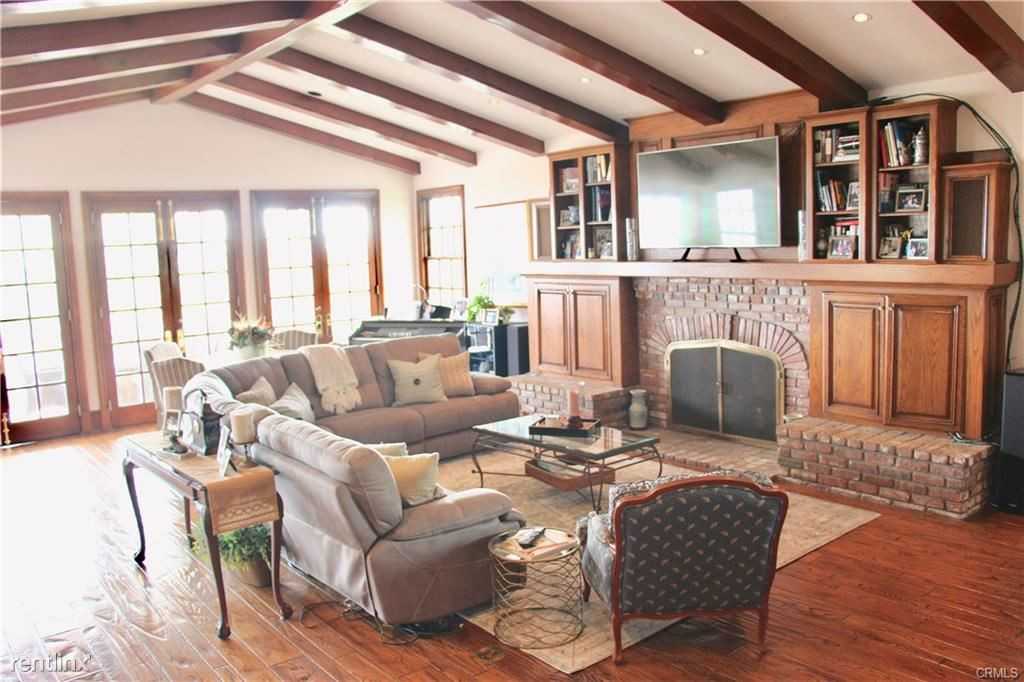 25 Chuckwagon Rd - Photo 3 of 18