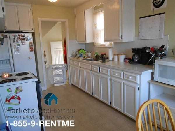 12872 Callender St - Photo 2 of 12