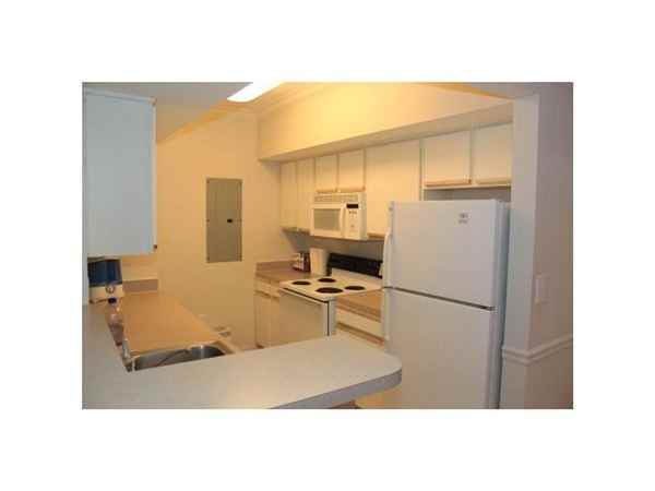 231 SW 116TH AVE - Photo 3 of 14