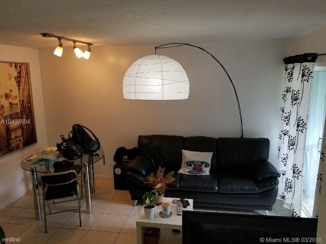 17335 NW 67th Pl - Photo 3 of 5