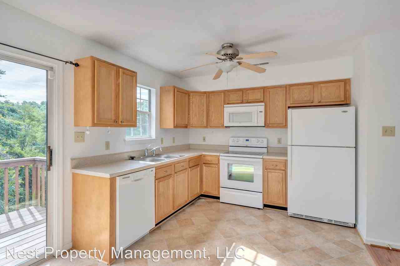 350 Riverside Ave - Photo 3 of 13