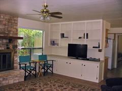 456 Comal Ave - Photo 2 of 16