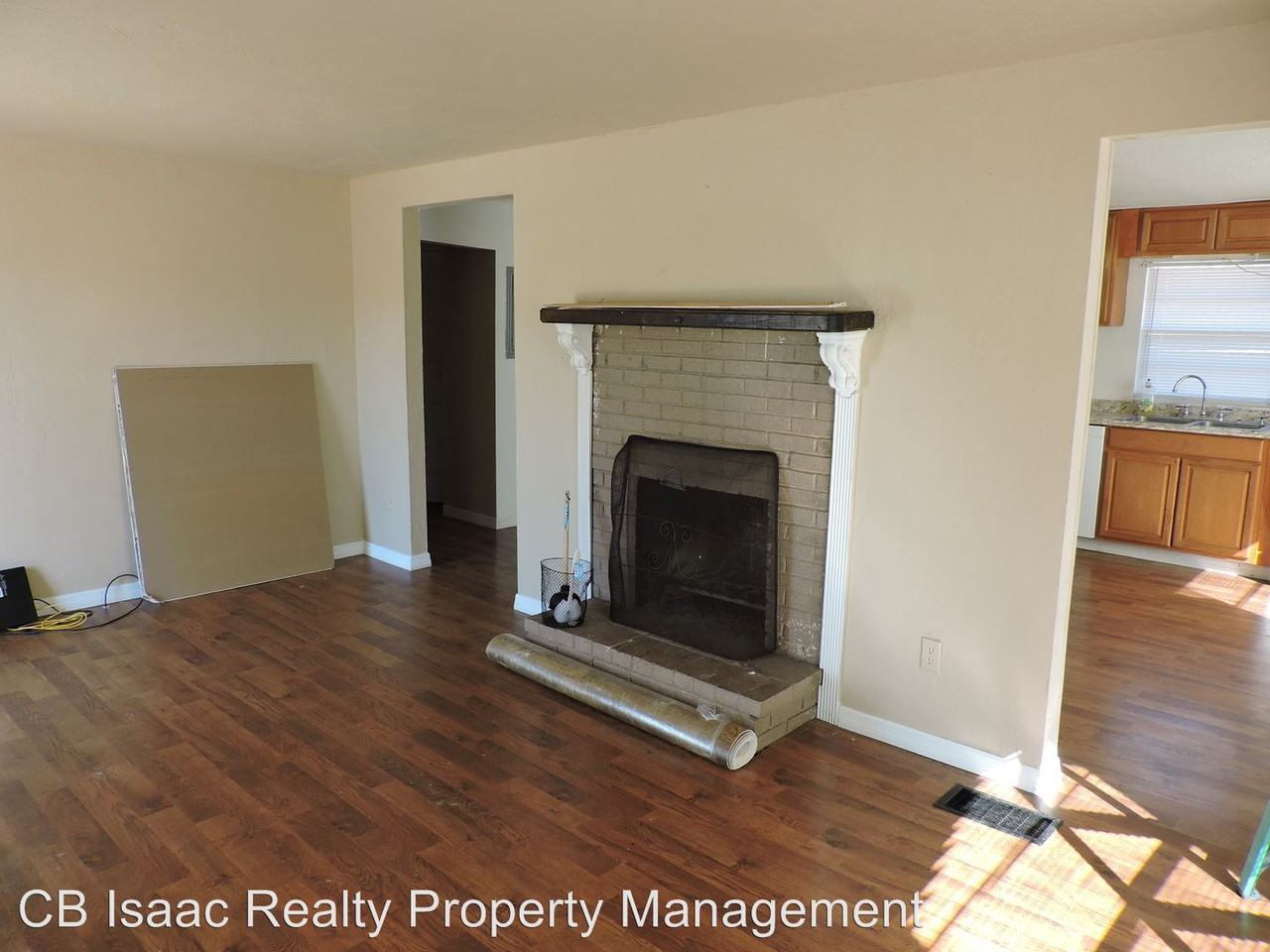 4193 SE 8 Ave - Photo 2 of 8