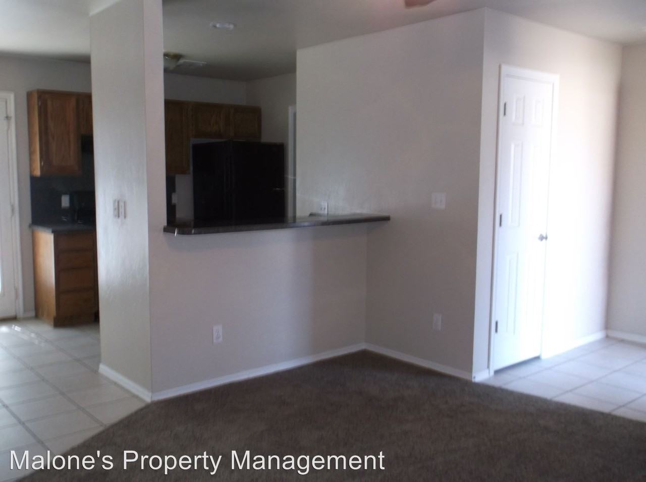 2814 Lindsay Lane - Photo 3 of 10