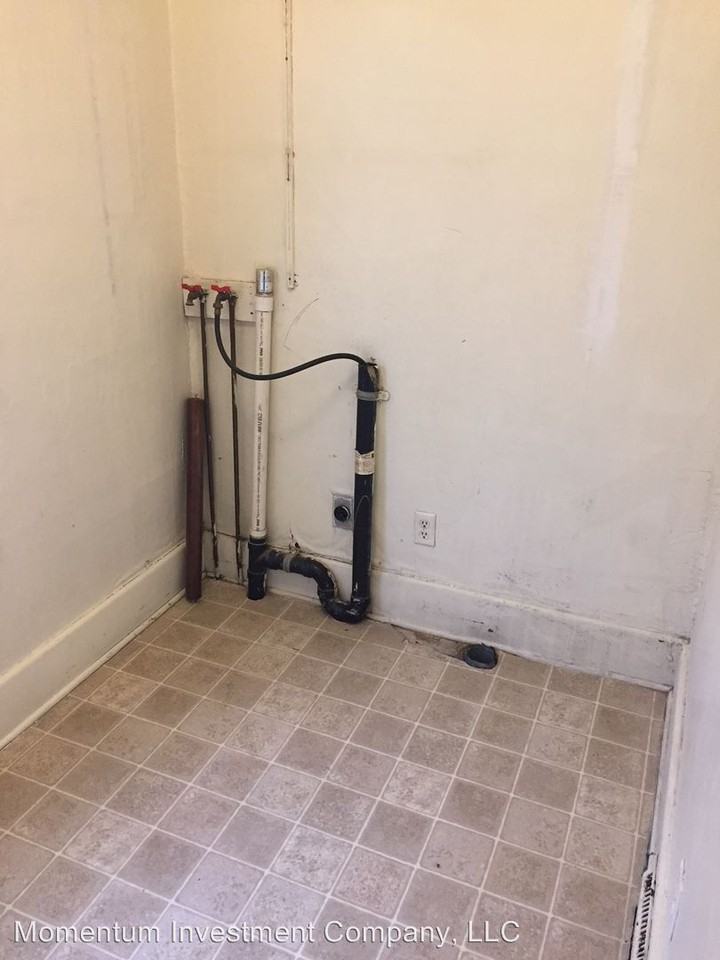 228 N 27th St - Photo 3 of 18