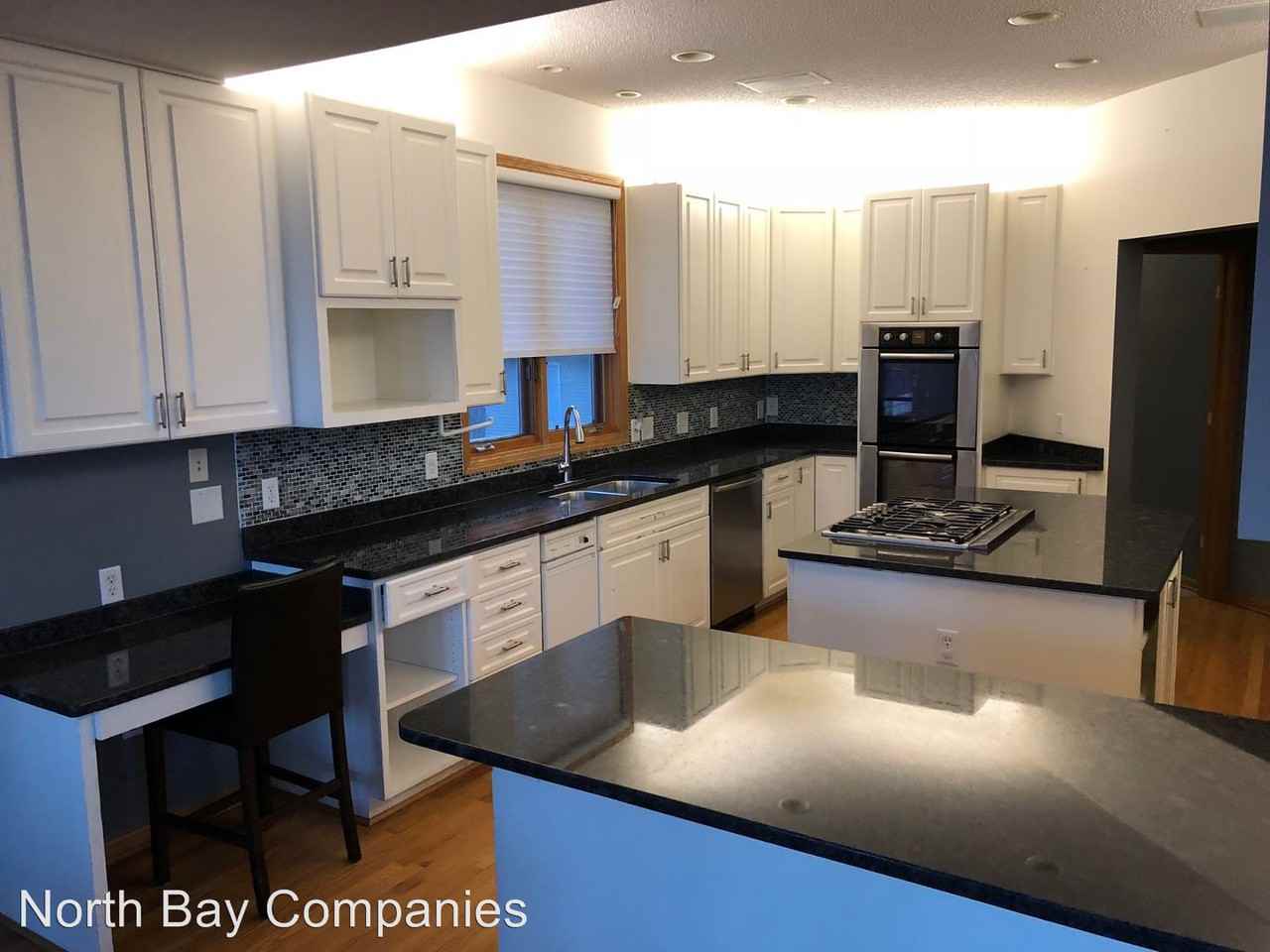 3021 E Calhoun Pkwy - Photo 2 of 9