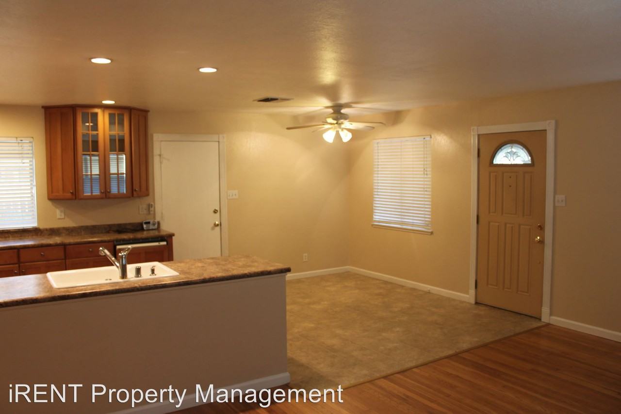 5318 Nelson St - Photo 3 of 6