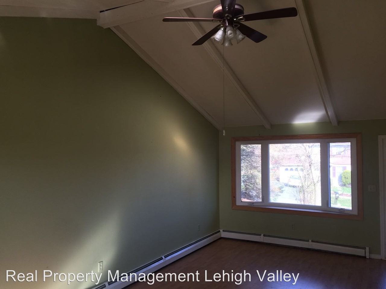 530 Briar Rd - Photo 2 of 12