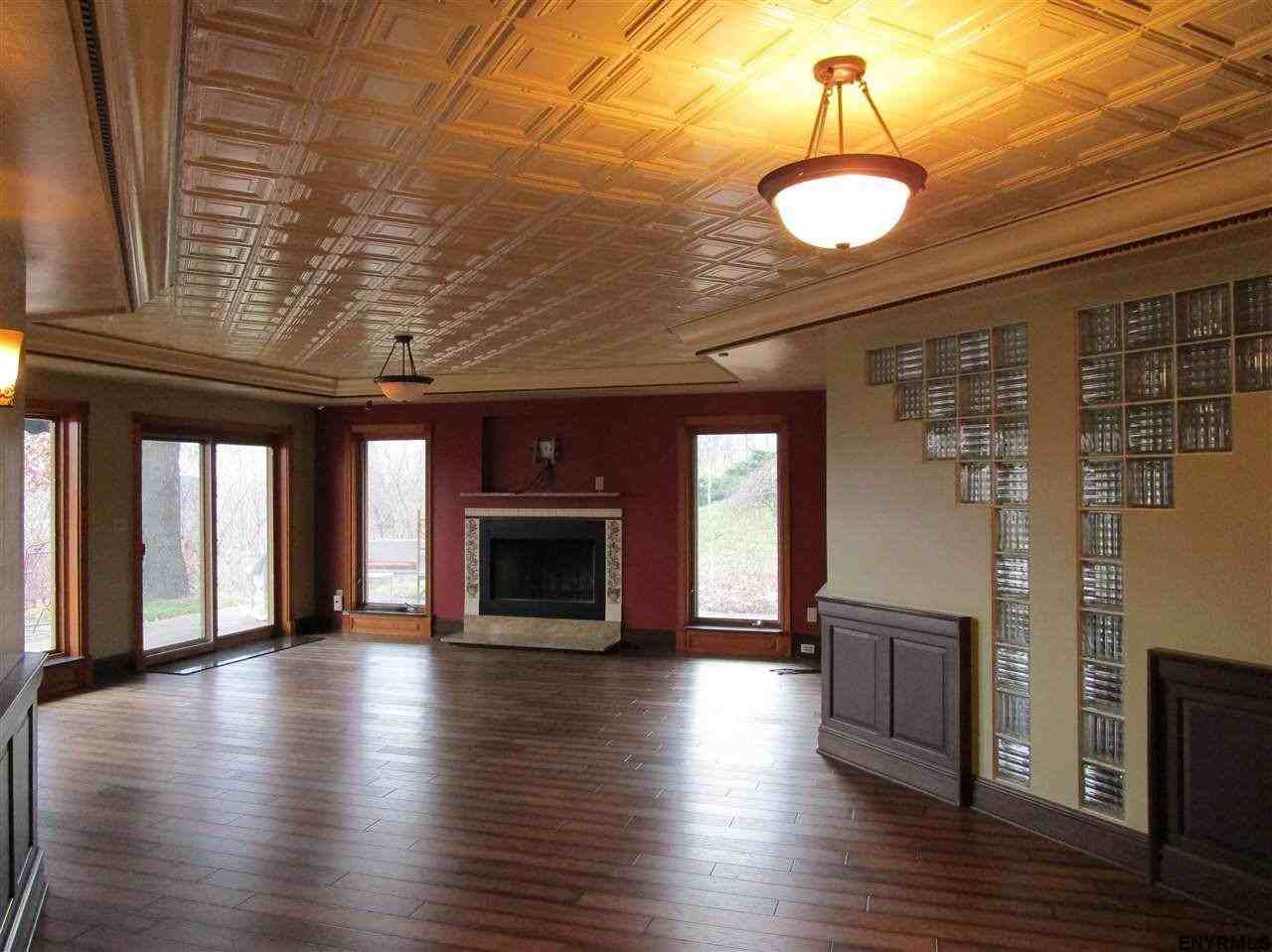 1A Weaver Ave - Photo 3 of 25