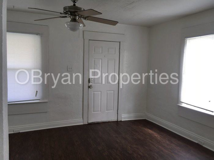 2308 S Early St - Photo 3 of 11