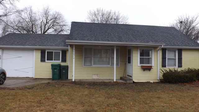 33070 N Indian Ln - Photo 3 of 17