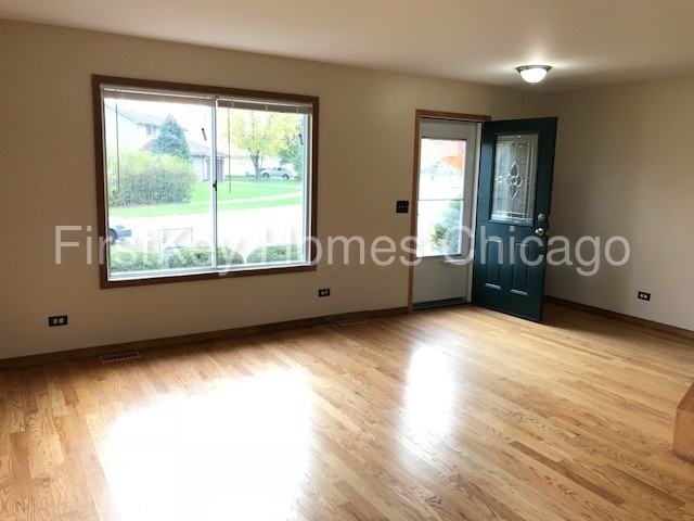 2207 Wentworth Ct - Photo 2 of 25