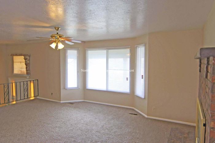 2208 W 300 N - Photo 3 of 30