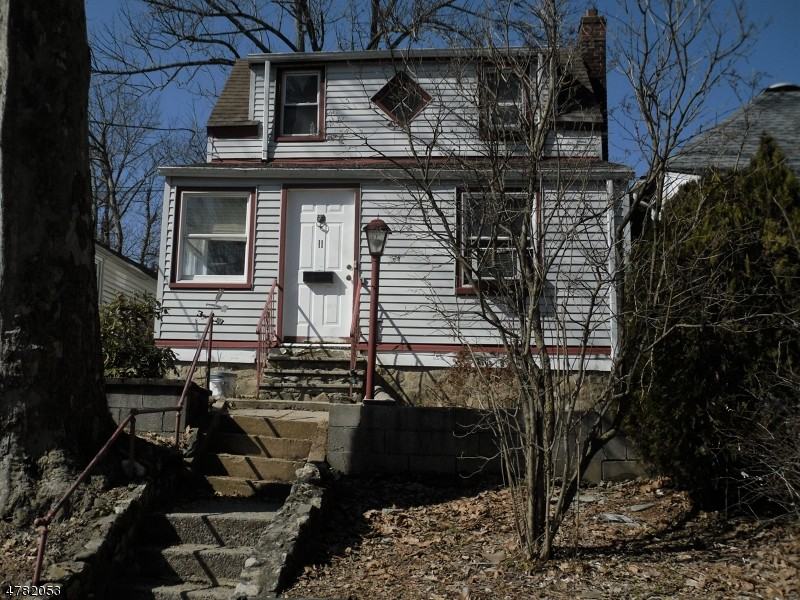 11 Lakeview Ave - Photo 2 of 13