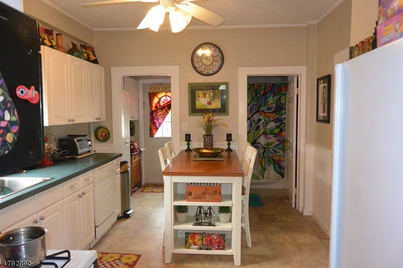 53 Cobb St - Photo 3 of 11