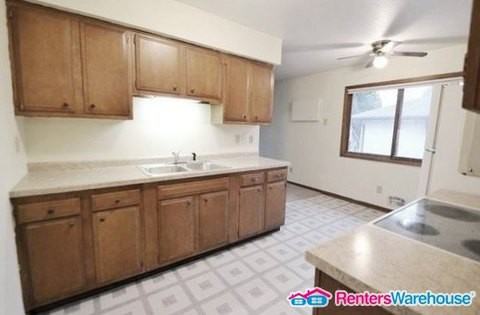 477 Virginia Ave - Photo 3 of 13