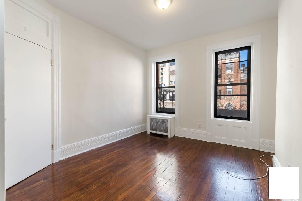 E 85th St & 3rd Ave #1BR - Photo 6 of 6