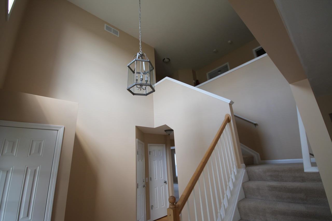 2049 Blackmountain Dr SE - Photo 3 of 20