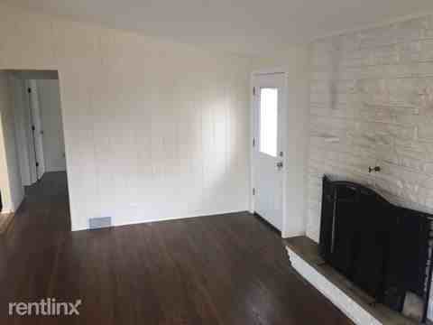 426 E Liberty St - Photo 3 of 14