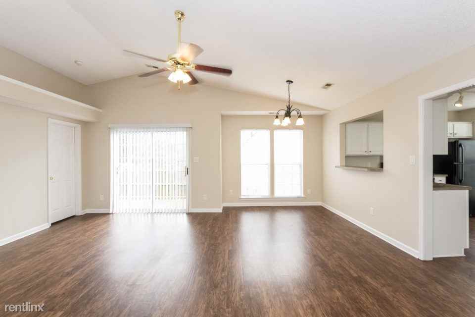 5428 Timbertop Ln - Photo 2 of 17