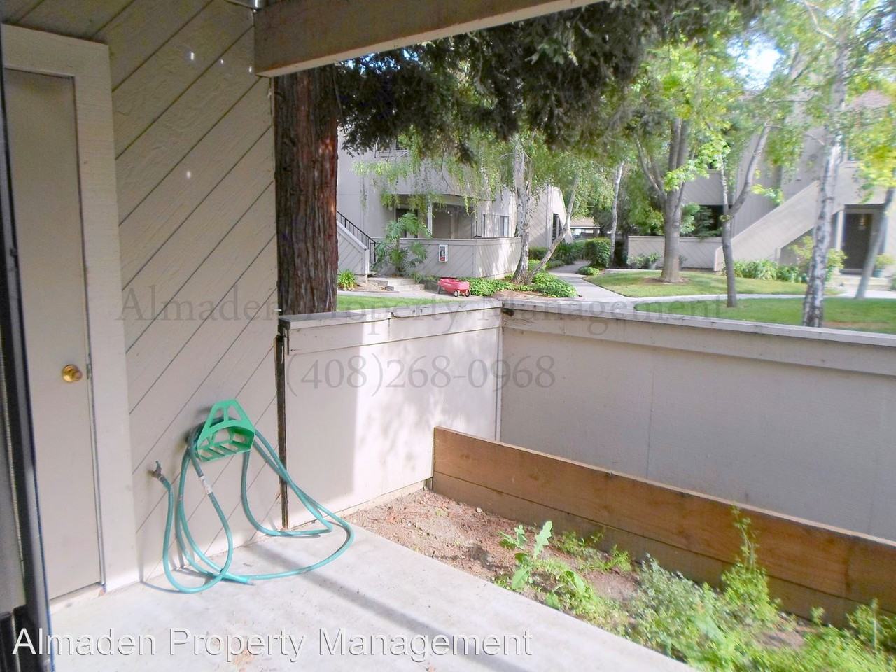 694 Cassaday Ct - Photo 3 of 15