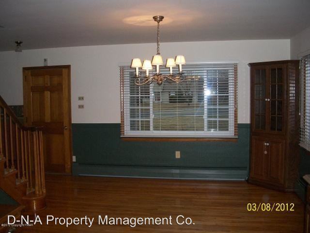 543 5 Points Richmond Rd - Photo 3 of 8