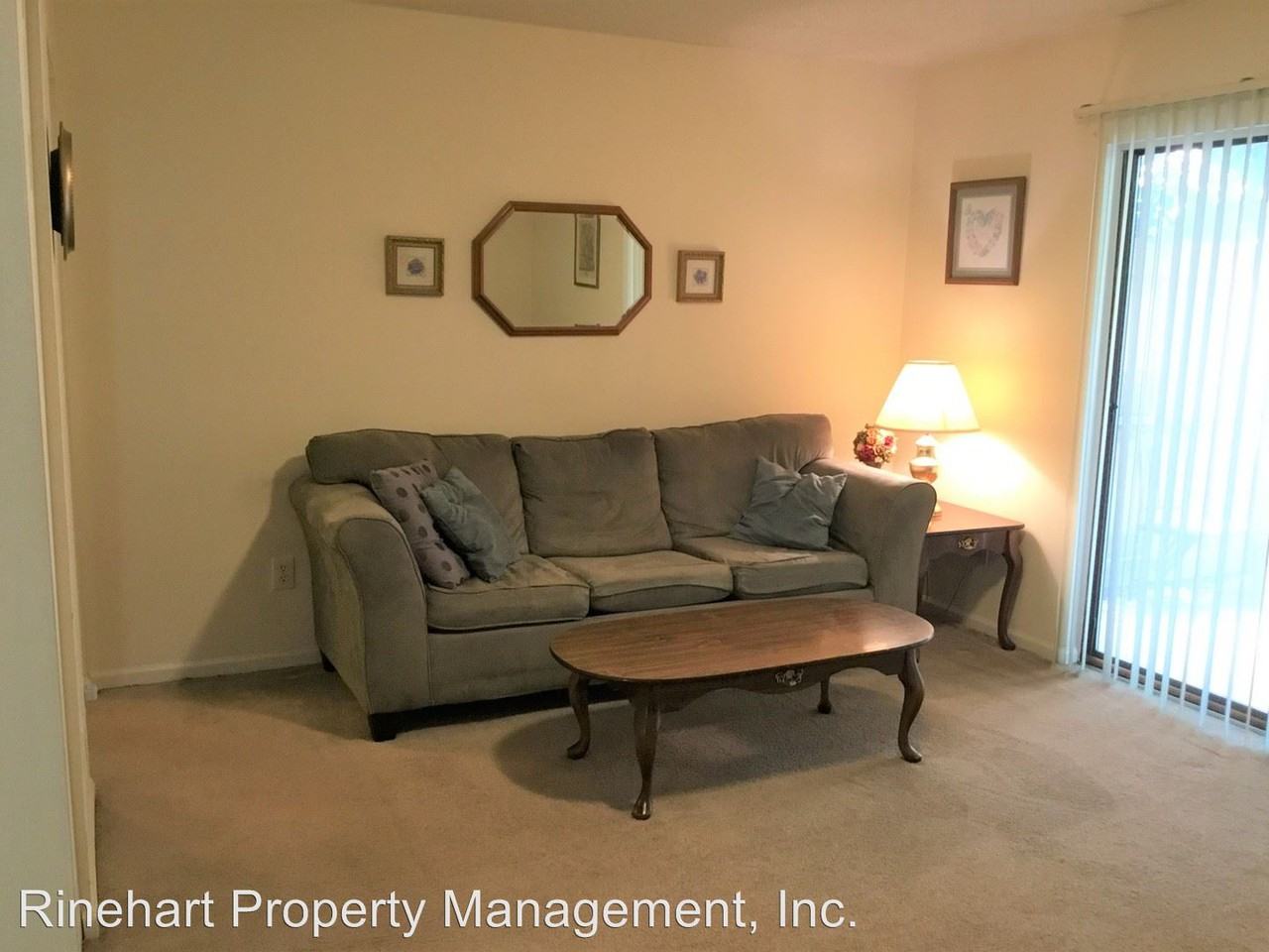 1457 Riverwood Ct - Photo 2 of 6