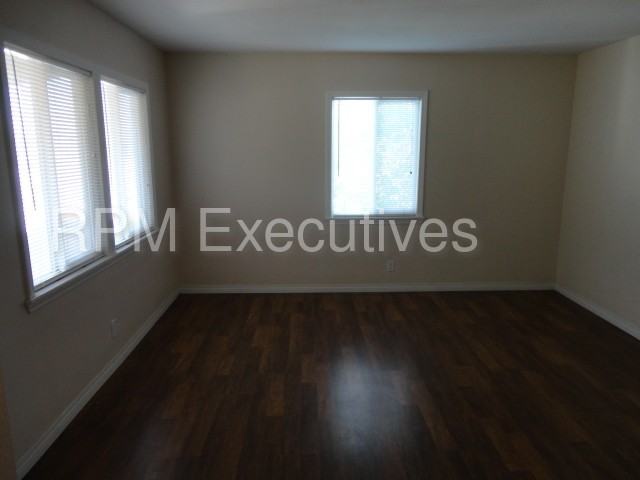 316 W Kettering St - Photo 3 of 9