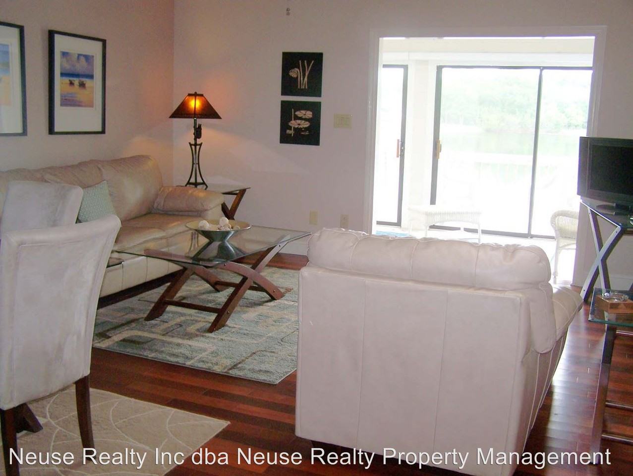 11034 Windward Dr - Photo 3 of 14