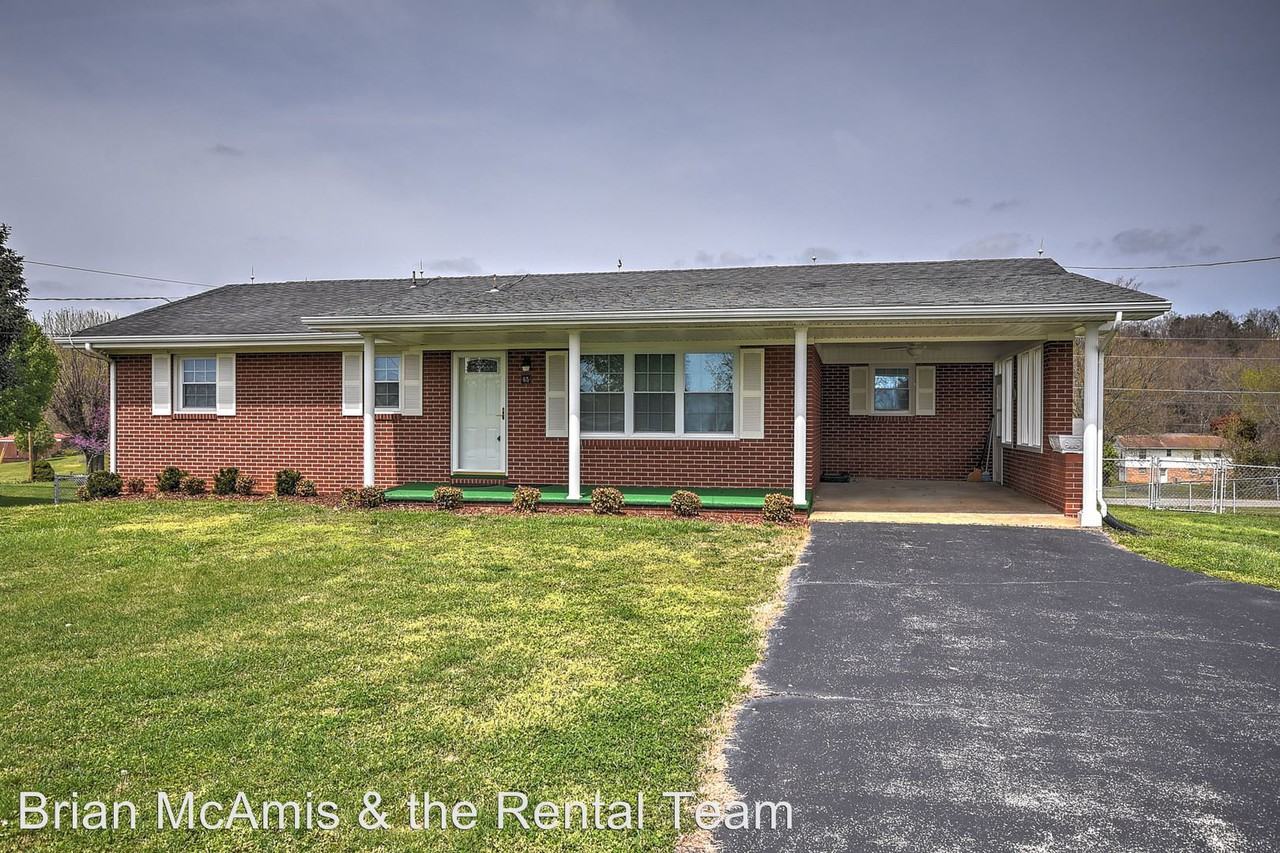 65 Walton Cir - Photo 3 of 37