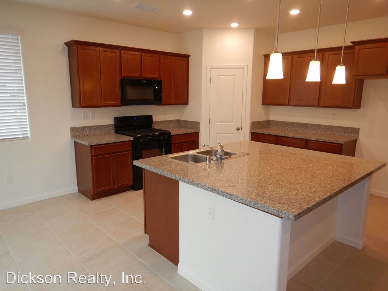 998 998 Croston Springs - Photo 2 of 10